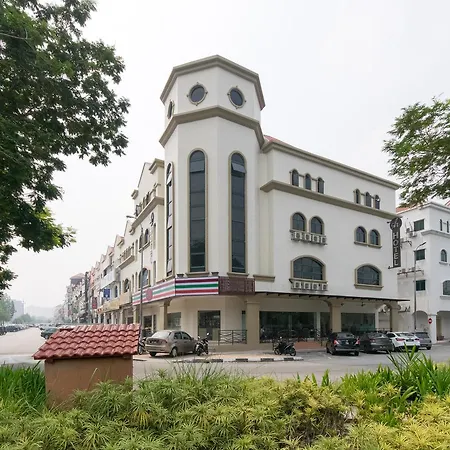 Oyo 142 Sh Hotel Kota Damansara